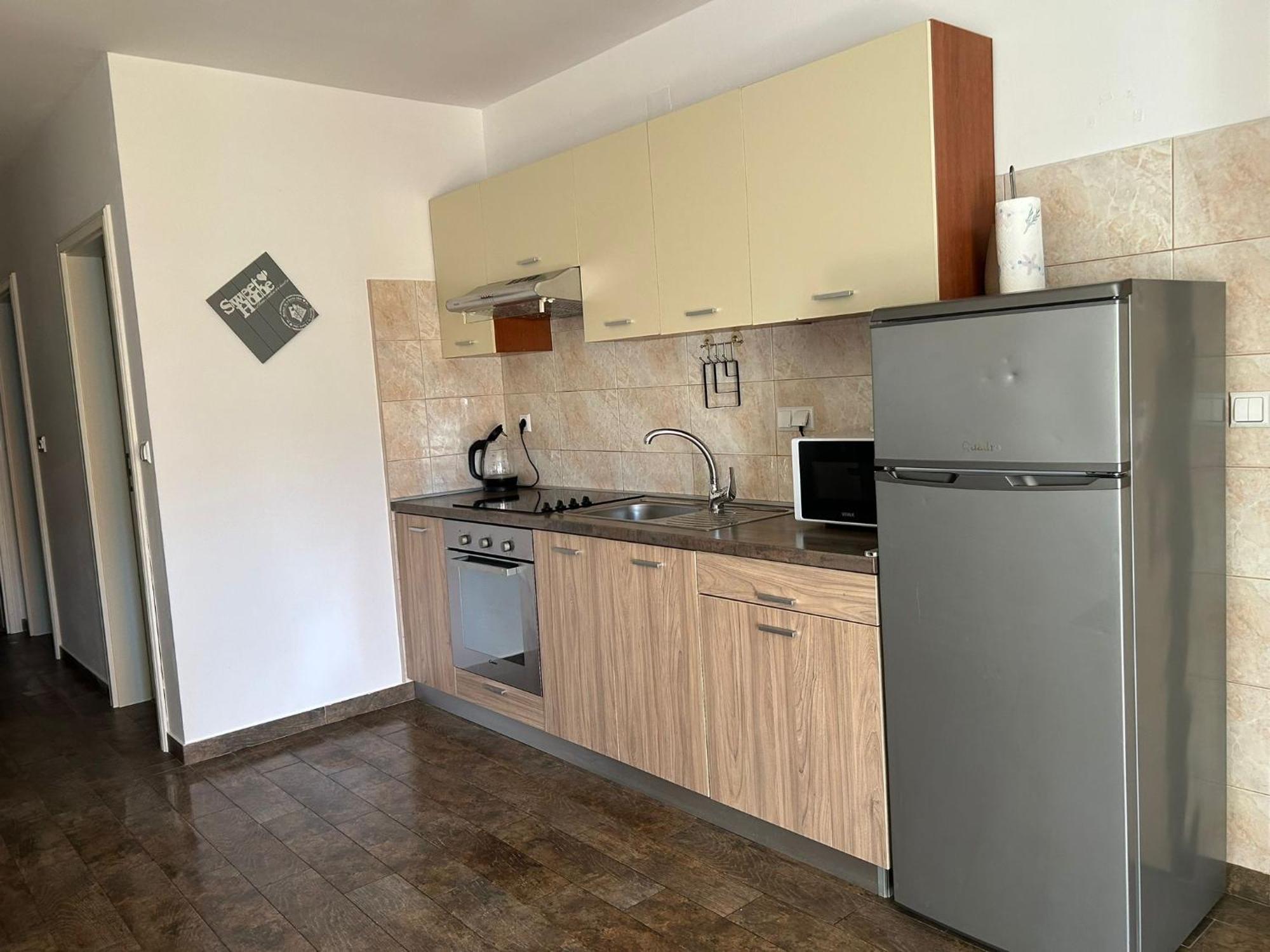Apartman Toni ノヴァリャ エクステリア 写真